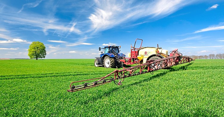 Osterreichs Landwirtschaftsministerium Mobilisiert In Brussel Fur Pestizide Unternehmen Derstandard At Wirtschaft
