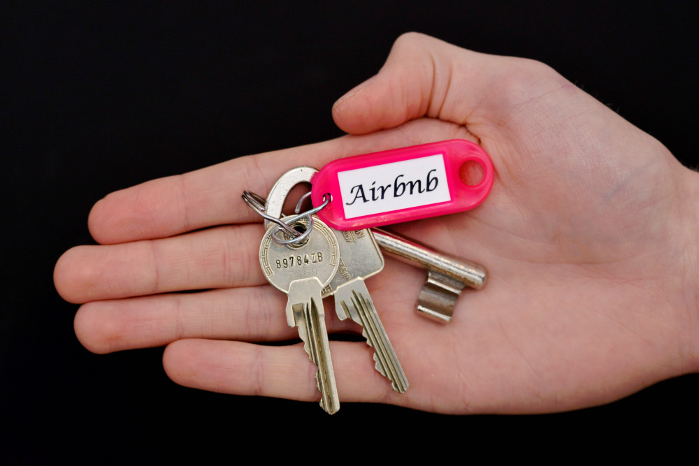 Bis Zu 30 000 Euro Strafe Fur Zimmeranbieter Im Lockdown Unternehmen Derstandard At Wirtschaft