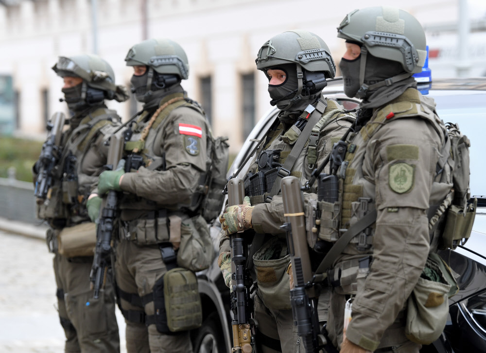 Was Osterreich Bei Der Terroraufarbeitung Lernen Kann Terroranschlag In Wien Derstandard At Inland