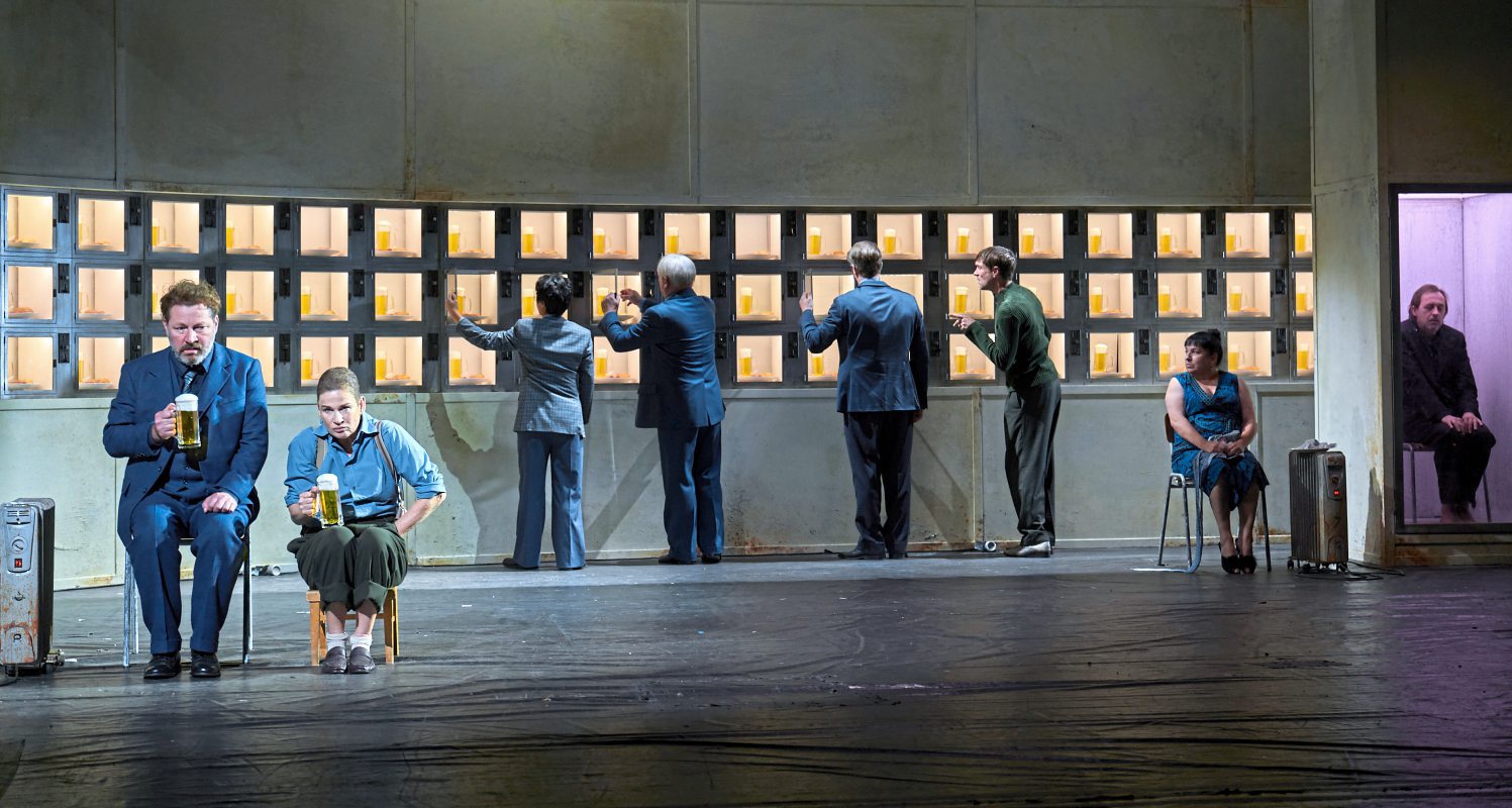 Theatertreffen Berlin Burgtheater und Kosmos Theater eingeladen