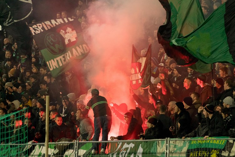 Wacker Innsbruck Im Aufstiegsrennen Mit Souveranem 3 0 Sieg Zweite Liga Derstandard At Sport