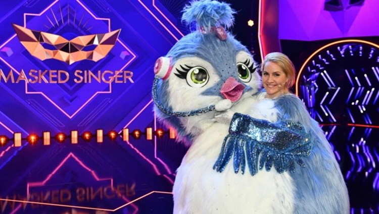 "Masked Singer" auf ProSieben: Moderatorin Rakers war das ...