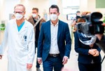 Gesundheitsminister Mückstein: "Mitte Mai vorsichtig und langsam aufsperren"
