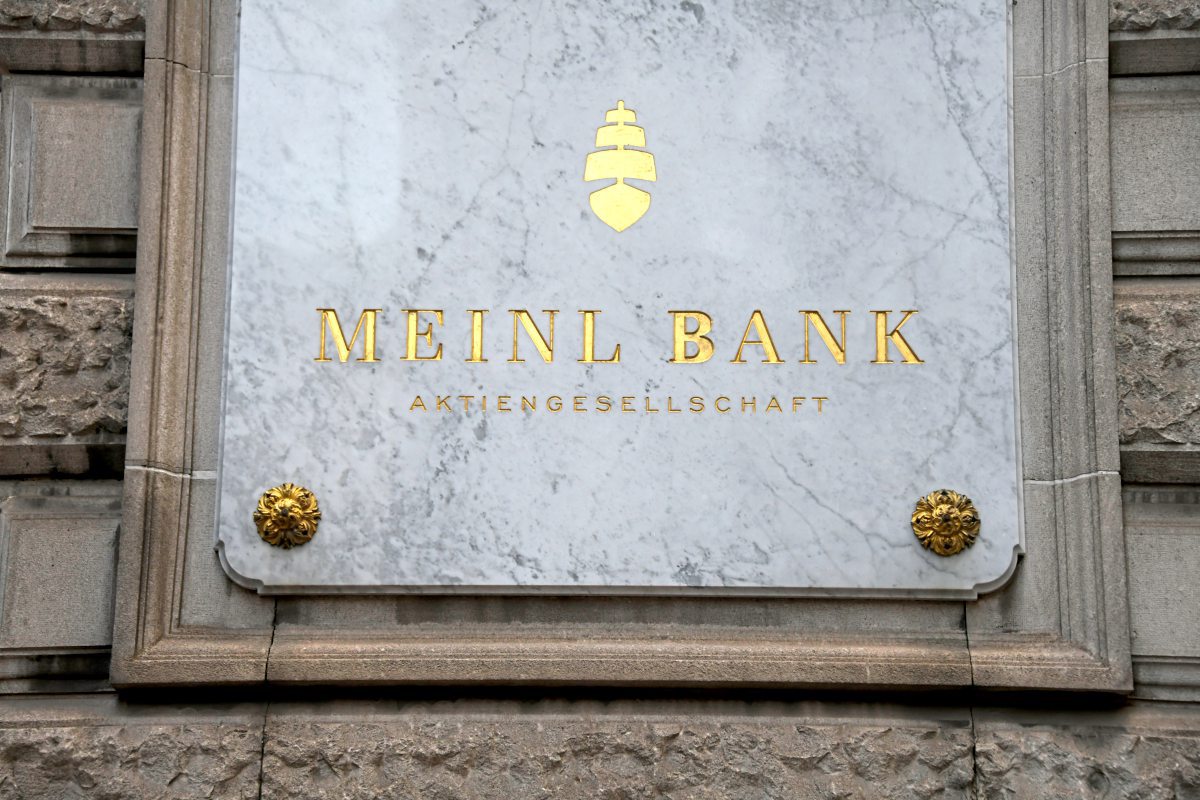 "Du wirst in der Hölle brennen": Chats bringen Ex-Meinl-Banker Ermittlungen ein - Vimarsana News