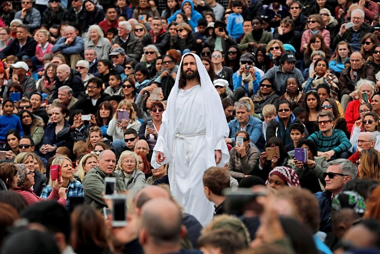 Die Drei Jesu Christi Von Ypsilanti Tutscheks Zeitreiseblog Derstandard At Diskurs