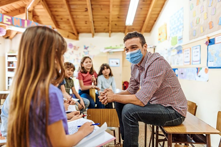 Wie Sich Ein Lehrer Vor Seiner Klasse Outete Schulgschichtn Derstandard At Inland