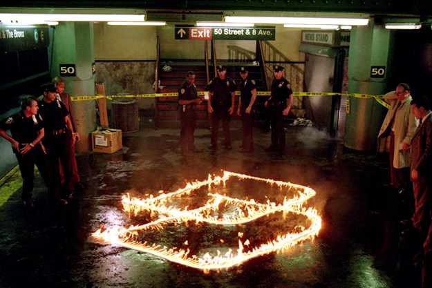 https://images.derstandard.at/t/M625/Movies/2003/3605/151103130305049_44_aufm05.jpg https://images.derstandard.at/t/M625/Movies/2003/3605/151103130305049_44_aufm05.jpg