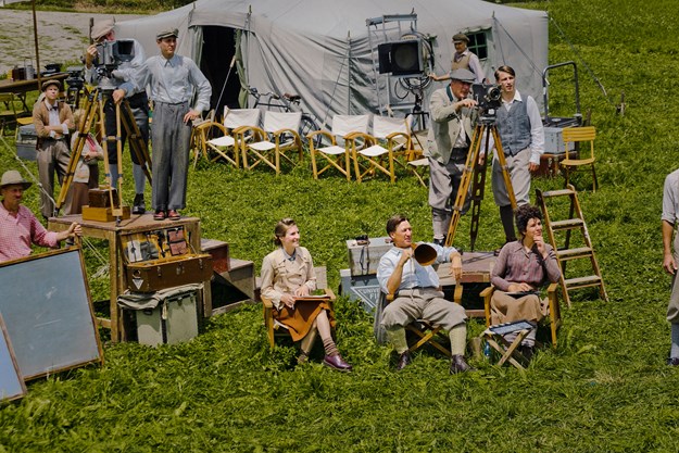 https://images.derstandard.at/t/M625/Movies/2015/21721/151103121847245_47_aufm02.jpg https://images.derstandard.at/t/M625/Movies/2015/21721/151103121847245_47_aufm02.jpg