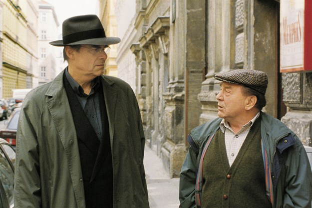 https://images.derstandard.at/t/M625/movies/2002/3228/170528073029461_15_gebuertig_aufm03.jpg https://images.derstandard.at/t/M625/movies/2002/3228/170528073029461_15_gebuertig_aufm03.jpg