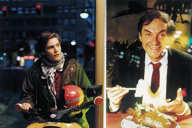 https://images.derstandard.at/t/M625/movies/2003/4785/170601133030613_8_good-bye-lenin_aufm04.jpg https://images.derstandard.at/t/M625/movies/2003/4785/170601133030613_8_good-bye-lenin_aufm04.jpg