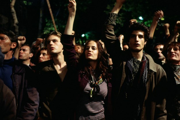 https://images.derstandard.at/t/M625/movies/2003/5822/160627140116734_24_die-traeumer_aufm03.jpg https://images.derstandard.at/t/M625/movies/2003/5822/160627140116734_24_die-traeumer_aufm03.jpg