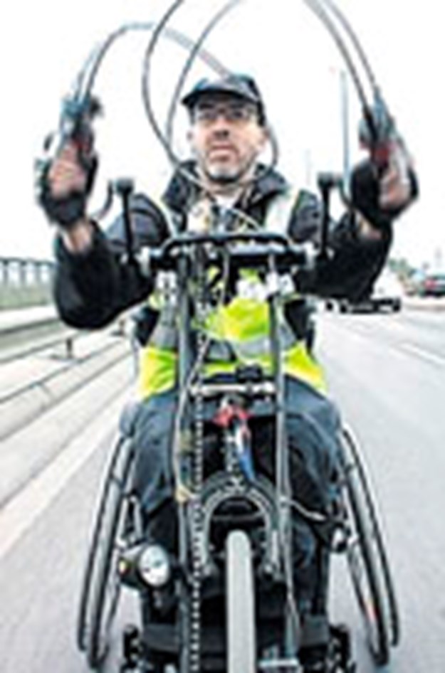 https://images.derstandard.at/t/M625/movies/2003/6218/180226113018376_32_handbikemovie_2.jpg https://images.derstandard.at/t/M625/movies/2003/6218/180226113018376_32_handbikemovie_2.jpg