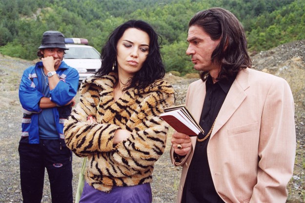 https://images.derstandard.at/t/M625/movies/2003/6383/160822223906402_7_gori-vatra-feuer_aufm04.jpg https://images.derstandard.at/t/M625/movies/2003/6383/160822223906402_7_gori-vatra-feuer_aufm04.jpg