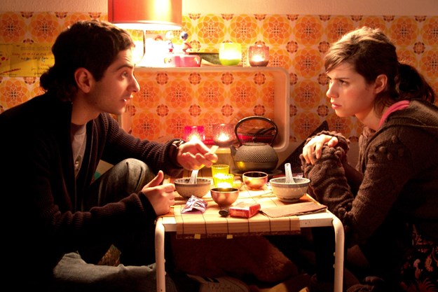 https://images.derstandard.at/t/M625/movies/2004/7126/160822223815042_10_kebab-connection_aufm03.jpg https://images.derstandard.at/t/M625/movies/2004/7126/160822223815042_10_kebab-connection_aufm03.jpg