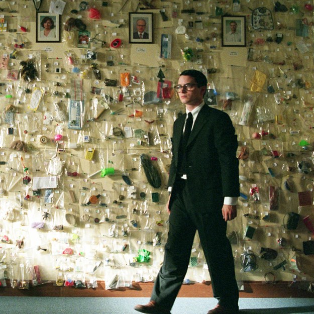 https://images.derstandard.at/t/M625/movies/2005/7058/161102160144354_17_alles-ist-erleuchtet_3.jpg https://images.derstandard.at/t/M625/movies/2005/7058/161102160144354_17_alles-ist-erleuchtet_3.jpg