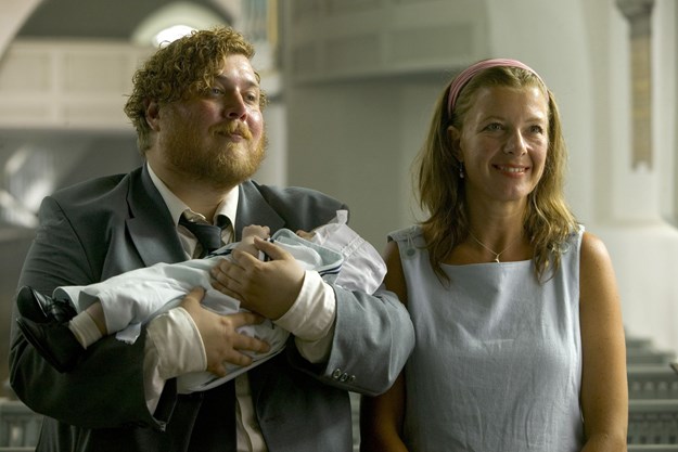 https://images.derstandard.at/t/M625/movies/2005/8501/160218223142738_6_adams-aepfel_aufm2.jpg https://images.derstandard.at/t/M625/movies/2005/8501/160218223142738_6_adams-aepfel_aufm2.jpg
