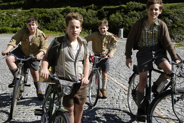 https://images.derstandard.at/t/M625/movies/2005/9094/160113115632499_10_mein-name-ist-eugen_aufm02.jpg https://images.derstandard.at/t/M625/movies/2005/9094/160113115632499_10_mein-name-ist-eugen_aufm02.jpg