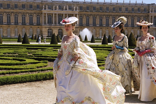 https://images.derstandard.at/t/M625/movies/2006/8618/170703163024777_43_marie-antoinette_aufm04.jpg https://images.derstandard.at/t/M625/movies/2006/8618/170703163024777_43_marie-antoinette_aufm04.jpg