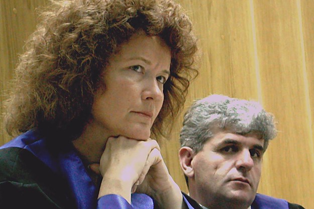 https://images.derstandard.at/t/M625/movies/2006/9251/170117223037457_13_rule-of-law-justiz-im-kosovo_aufm02.jpg https://images.derstandard.at/t/M625/movies/2006/9251/170117223037457_13_rule-of-law-justiz-im-kosovo_aufm02.jpg