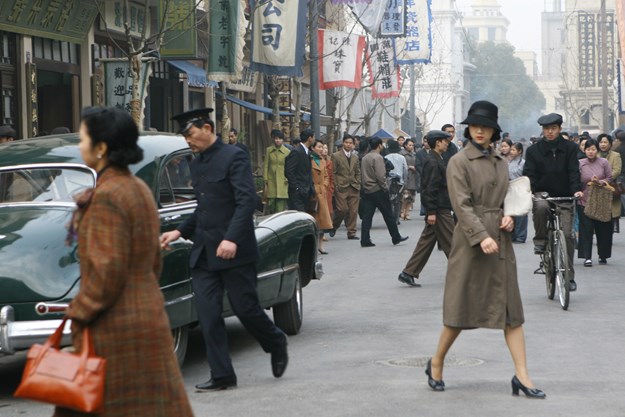 https://images.derstandard.at/t/M625/movies/2007/10742/161230223054906_14_gefahr-und-begierde_aufm04.jpg https://images.derstandard.at/t/M625/movies/2007/10742/161230223054906_14_gefahr-und-begierde_aufm04.jpg