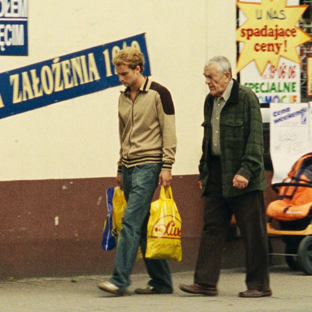 https://images.derstandard.at/t/M625/movies/2007/10758/180227153039127_44_am-ende-kommen-touristen_3.jpg https://images.derstandard.at/t/M625/movies/2007/10758/180227153039127_44_am-ende-kommen-touristen_3.jpg