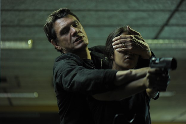 https://images.derstandard.at/t/M625/movies/2012/18236/160627170216036_11_bedrohung-im-schatten_aufm03.jpg https://images.derstandard.at/t/M625/movies/2012/18236/160627170216036_11_bedrohung-im-schatten_aufm03.jpg