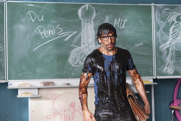 https://images.derstandard.at/t/M625/movies/2013/17539/171031223151550_7_fack-ju-goehte_aufm02.jpg https://images.derstandard.at/t/M625/movies/2013/17539/171031223151550_7_fack-ju-goehte_aufm02.jpg