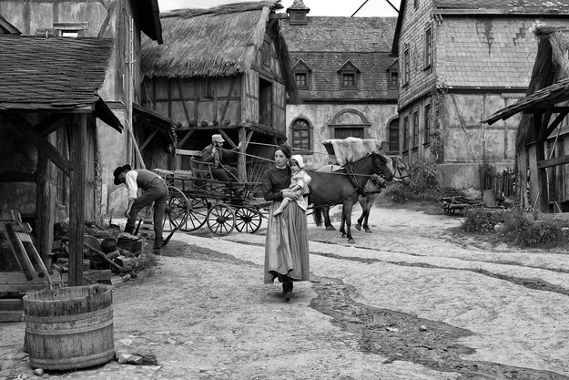https://images.derstandard.at/t/M625/movies/2013/18407/180110170014628_13_die-andere-heimat-chronik-einer-sehnsucht_aufm04.jpg https://images.derstandard.at/t/M625/movies/2013/18407/180110170014628_13_die-andere-heimat-chronik-einer-sehnsucht_aufm04.jpg
