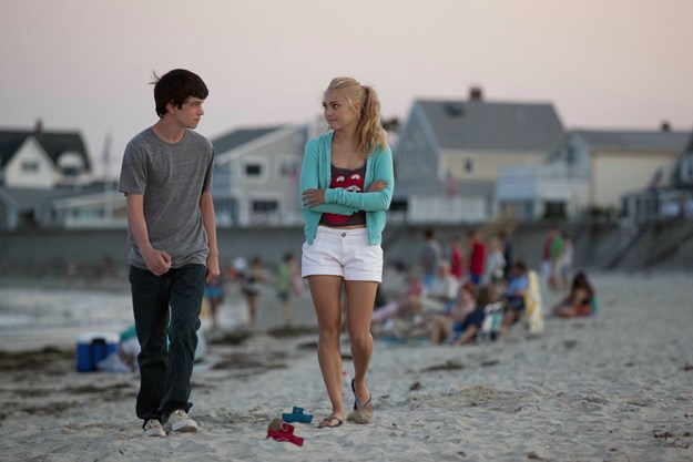 https://images.derstandard.at/t/M625/movies/2013/18545/160604223116806_7_ganz-weit-hinten_aufm03.jpg https://images.derstandard.at/t/M625/movies/2013/18545/160604223116806_7_ganz-weit-hinten_aufm03.jpg