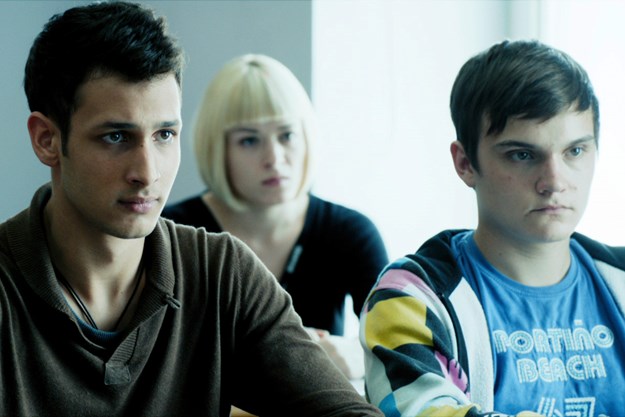 https://images.derstandard.at/t/M625/movies/2013/18700/160202200110887_73_klassenfeind_aufm02.jpg https://images.derstandard.at/t/M625/movies/2013/18700/160202200110887_73_klassenfeind_aufm02.jpg