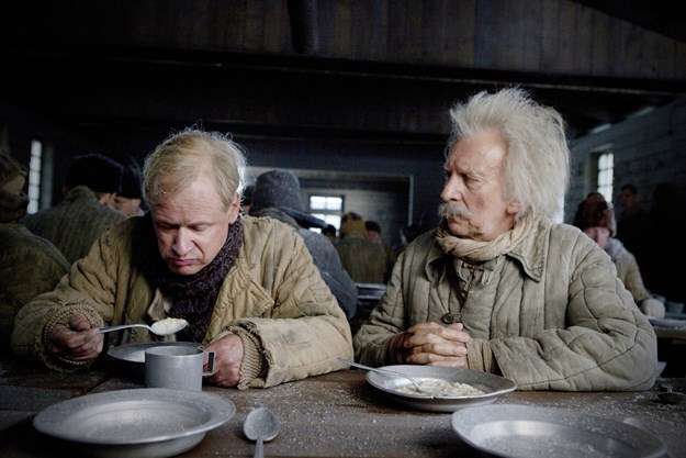 https://images.derstandard.at/t/M625/movies/2013/19023/160604120118786_33_der-hundertjaehrige-der-aus-dem-fenster-stieg-und-verschwand_aufm02.jpg https://images.derstandard.at/t/M625/movies/2013/19023/160604120118786_33_der-hundertjaehrige-der-aus-dem-fenster-stieg-und-verschwand_aufm02.jpg
