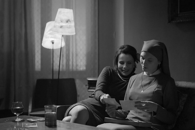 https://images.derstandard.at/t/M625/movies/2013/19419/160812223237282_7_ida_aufm03.jpg https://images.derstandard.at/t/M625/movies/2013/19419/160812223237282_7_ida_aufm03.jpg