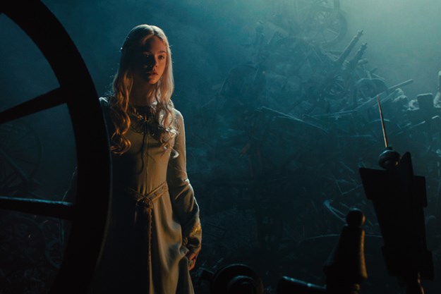 https://images.derstandard.at/t/M625/movies/2014/16541/160311223056521_7_maleficent-die-dunkle-fee_aufm04.jpg https://images.derstandard.at/t/M625/movies/2014/16541/160311223056521_7_maleficent-die-dunkle-fee_aufm04.jpg