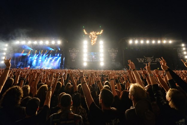 https://images.derstandard.at/t/M625/movies/2014/20004/171024233028564_18_wacken_aufm03.jpg https://images.derstandard.at/t/M625/movies/2014/20004/171024233028564_18_wacken_aufm03.jpg
