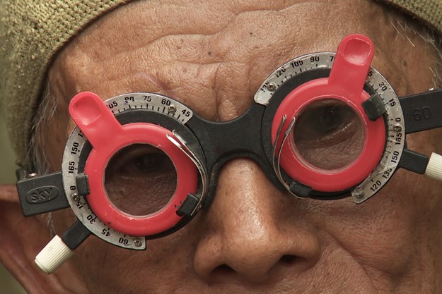 https://images.derstandard.at/t/M625/movies/2014/20254/160113114847351_7_the-look-of-silence_aufm04.jpg https://images.derstandard.at/t/M625/movies/2014/20254/160113114847351_7_the-look-of-silence_aufm04.jpg