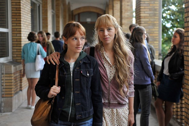 https://images.derstandard.at/t/M625/movies/2014/20719/160113114755694_7_eine-neue-freundin_aufm01.jpg https://images.derstandard.at/t/M625/movies/2014/20719/160113114755694_7_eine-neue-freundin_aufm01.jpg