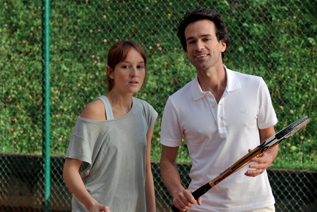 https://images.derstandard.at/t/M625/movies/2014/20719/160113114755991_8_eine-neue-freundin_aufm04.jpg https://images.derstandard.at/t/M625/movies/2014/20719/160113114755991_8_eine-neue-freundin_aufm04.jpg