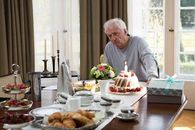 https://images.derstandard.at/t/M625/movies/2014/22558/160113114101936_10_familienfest_aufm02.jpg https://images.derstandard.at/t/M625/movies/2014/22558/160113114101936_10_familienfest_aufm02.jpg