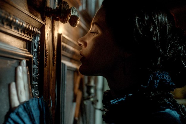 https://images.derstandard.at/t/M625/movies/2015/19570/170320223105327_20_crimson-peak_aufm03.jpg https://images.derstandard.at/t/M625/movies/2015/19570/170320223105327_20_crimson-peak_aufm03.jpg