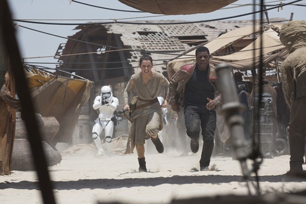 https://images.derstandard.at/t/M625/movies/2015/19571/170320223057560_20_star-wars-vii-das-erwachen-der-macht_aufm02.jpg https://images.derstandard.at/t/M625/movies/2015/19571/170320223057560_20_star-wars-vii-das-erwachen-der-macht_aufm02.jpg