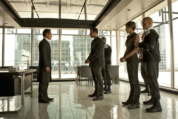 https://images.derstandard.at/t/M625/movies/2015/19798/170727223136996_15_die-bestimmung-insurgent_aufm03.jpg https://images.derstandard.at/t/M625/movies/2015/19798/170727223136996_15_die-bestimmung-insurgent_aufm03.jpg