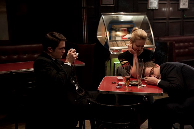 https://images.derstandard.at/t/M625/movies/2015/21043/170415223040285_13_life_aufm02.jpg https://images.derstandard.at/t/M625/movies/2015/21043/170415223040285_13_life_aufm02.jpg