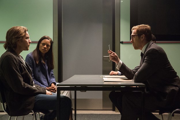https://images.derstandard.at/t/M625/movies/2015/21166/160714223029311_8_verraeter-wie-wir_aufm03.jpg https://images.derstandard.at/t/M625/movies/2015/21166/160714223029311_8_verraeter-wie-wir_aufm03.jpg