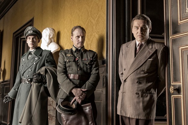 https://images.derstandard.at/t/M625/movies/2015/21980/160113114332471_10_francofonia_aufm03.jpg https://images.derstandard.at/t/M625/movies/2015/21980/160113114332471_10_francofonia_aufm03.jpg
