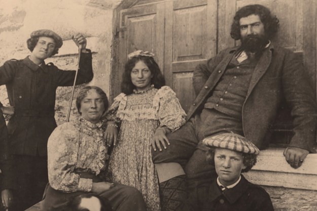 https://images.derstandard.at/t/M625/movies/2015/22116/160113114301189_7_giovanni-segantini-magie-des-lichts_aufm02.jpg https://images.derstandard.at/t/M625/movies/2015/22116/160113114301189_7_giovanni-segantini-magie-des-lichts_aufm02.jpg