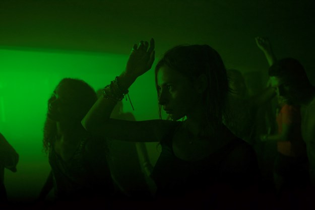 https://images.derstandard.at/t/M625/movies/2015/22319/170320223203613_20_der-nachtmahr_aufm04.jpg https://images.derstandard.at/t/M625/movies/2015/22319/170320223203613_20_der-nachtmahr_aufm04.jpg