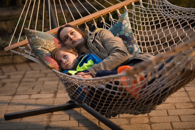 https://images.derstandard.at/t/M625/movies/2015/22589/170320223320615_15_raum_aufm04.jpg https://images.derstandard.at/t/M625/movies/2015/22589/170320223320615_15_raum_aufm04.jpg