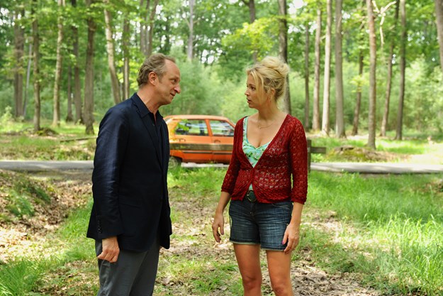 https://images.derstandard.at/t/M625/movies/2015/22889/160405223110007_7_familie-zu-vermieten_aufm04.jpg https://images.derstandard.at/t/M625/movies/2015/22889/160405223110007_7_familie-zu-vermieten_aufm04.jpg