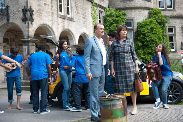 https://images.derstandard.at/t/M625/movies/2015/23513/160613223044179_9_bach-in-brazil_aufm04.jpg https://images.derstandard.at/t/M625/movies/2015/23513/160613223044179_9_bach-in-brazil_aufm04.jpg
