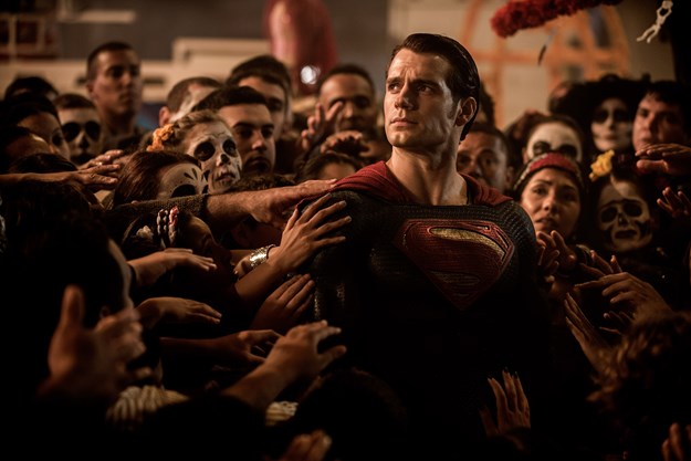 https://images.derstandard.at/t/M625/movies/2016/14547/170320223407935_20_batman-v-superman-dawn-of-justice_aufm02.jpg https://images.derstandard.at/t/M625/movies/2016/14547/170320223407935_20_batman-v-superman-dawn-of-justice_aufm02.jpg